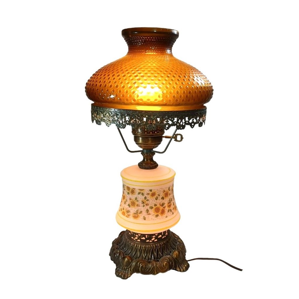 Gone With The Wind Amber Hobnail Glass Daisy 3 Way Electric Hurricane Table Lamp - Picture 1 of 9